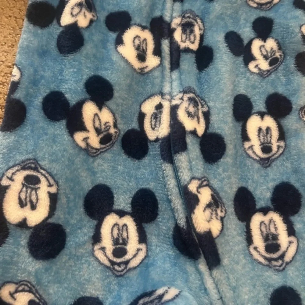 Disney baby onesie‎ size 6-9 months